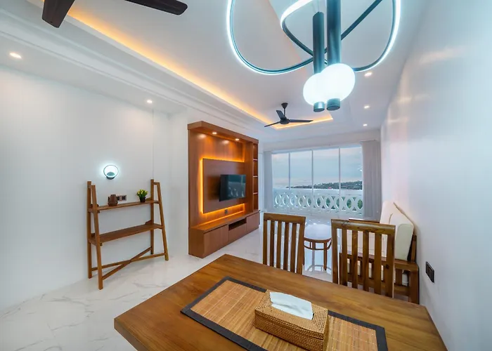 Aparthotel Nyuh Gading Hill 4*